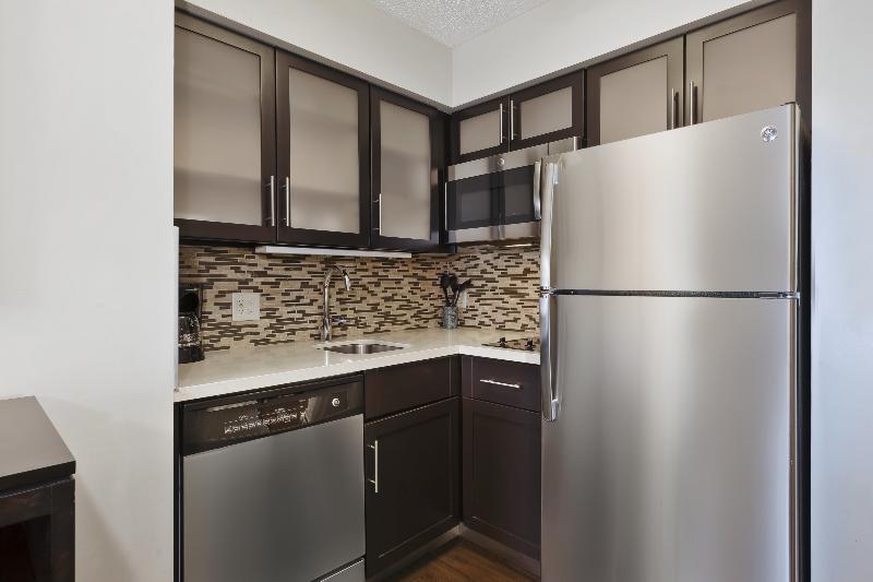 Staybridge Suites Detroit-Utica By Ihg Esterno foto