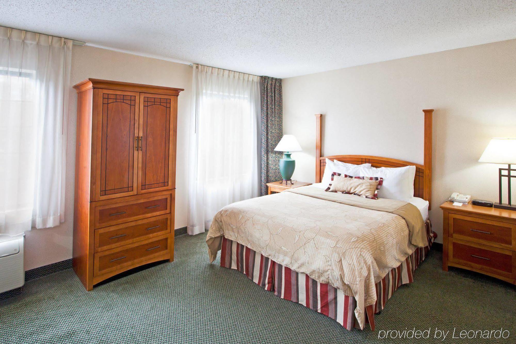 Staybridge Suites Detroit-Utica By Ihg Camera foto