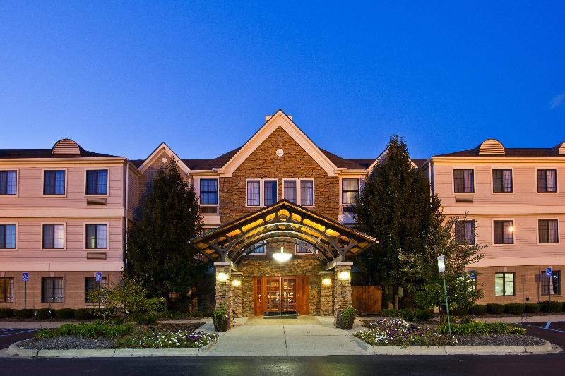 Staybridge Suites Detroit-Utica By Ihg Esterno foto
